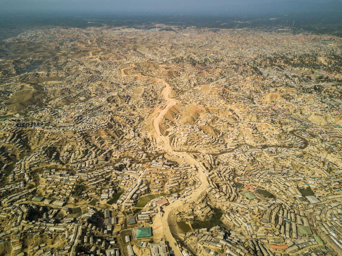 Vue aérienne du camp de Kutupalong en 2018. © UNHCR/Roger Arnold