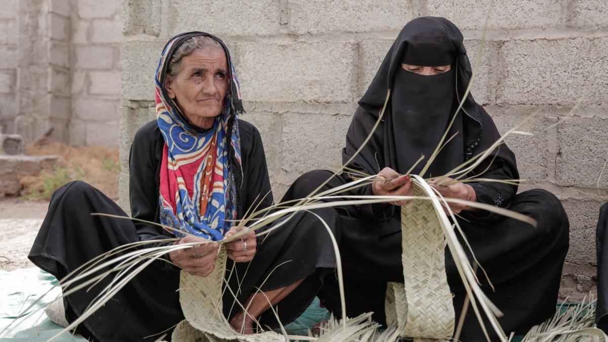 Jeel Albena emploie de nombreux déplacés internes, leur permettant ainsi d'avoir une source de revenus. ©UNHCR/Abdulhakeem Obadi